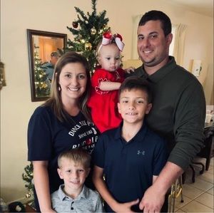 Meet your Posher, Danielle